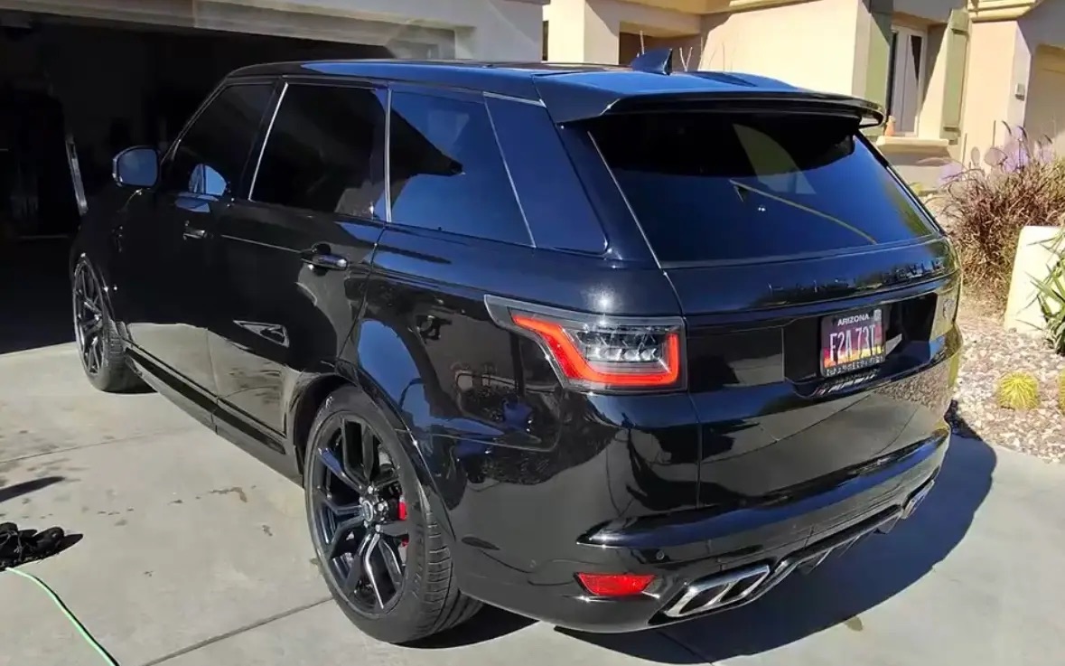 Vehicle before detailing